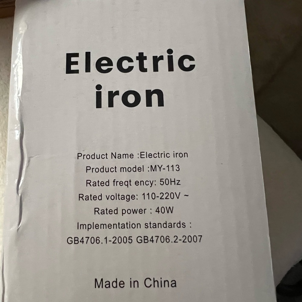 Electric Iron Portable New in Box - Picture 6 of 6